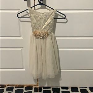 Girls 5T cream formal dress